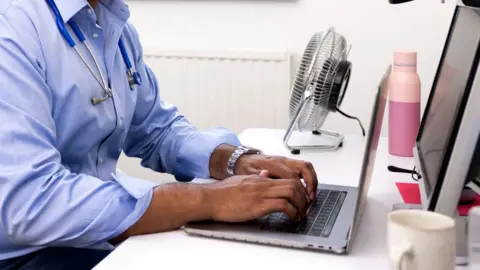 Doctors' union warning over online booking safety risk