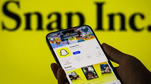 Snapchat users share fury at upcoming fees for storing old photos and videos