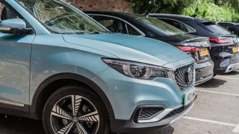 Cardiff's SUV parking premium wins approval