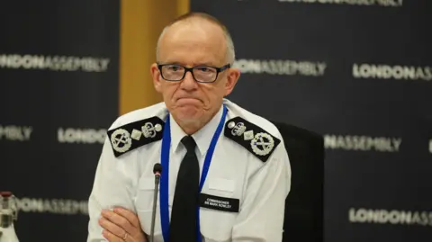 Met chief vows 'ruthless' rogue officer clear-out